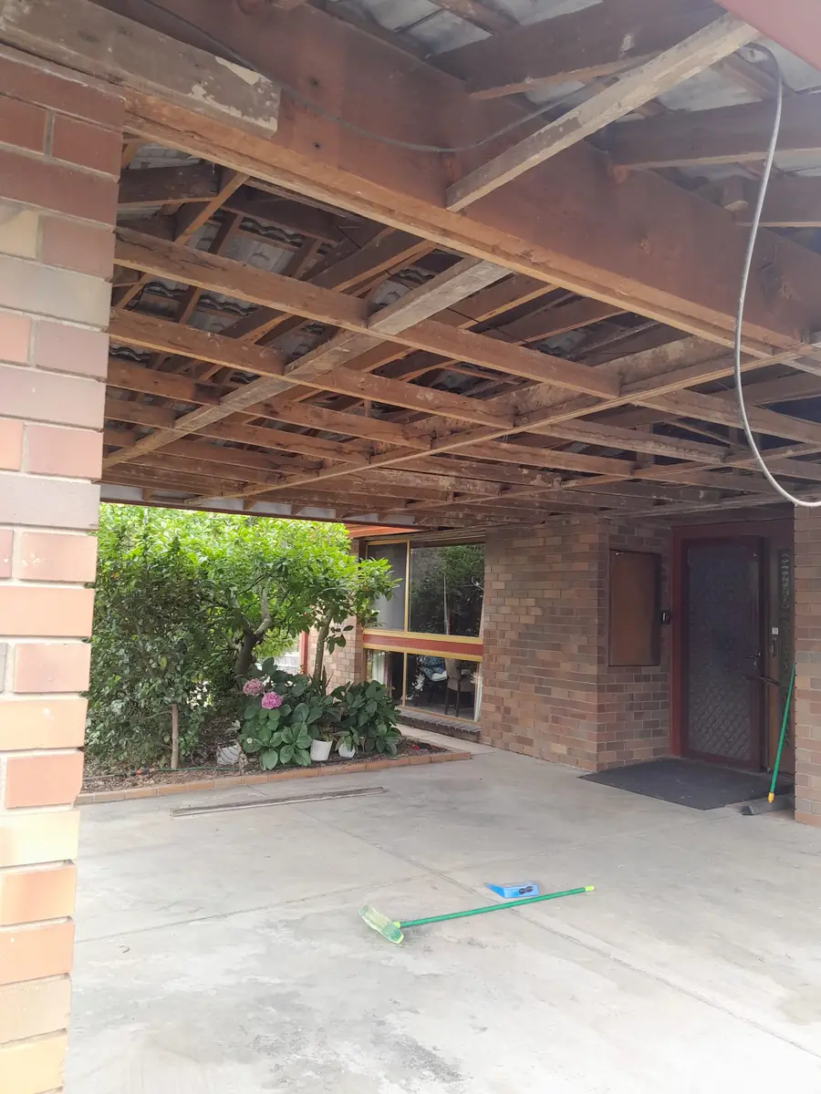Asbestos removal Geelong: carport ceiling cleaned and ready for new insulation